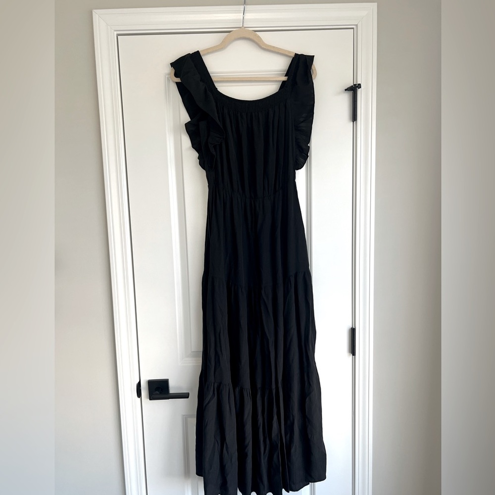 Pretty Garden size medium black maxi dress.